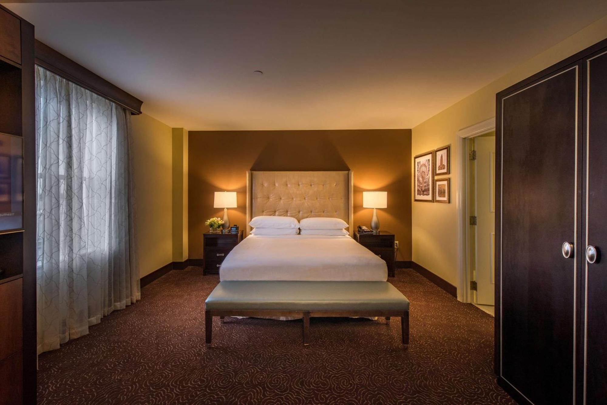 Готель Hilton Baton Rouge Capitol Center Екстер'єр фото