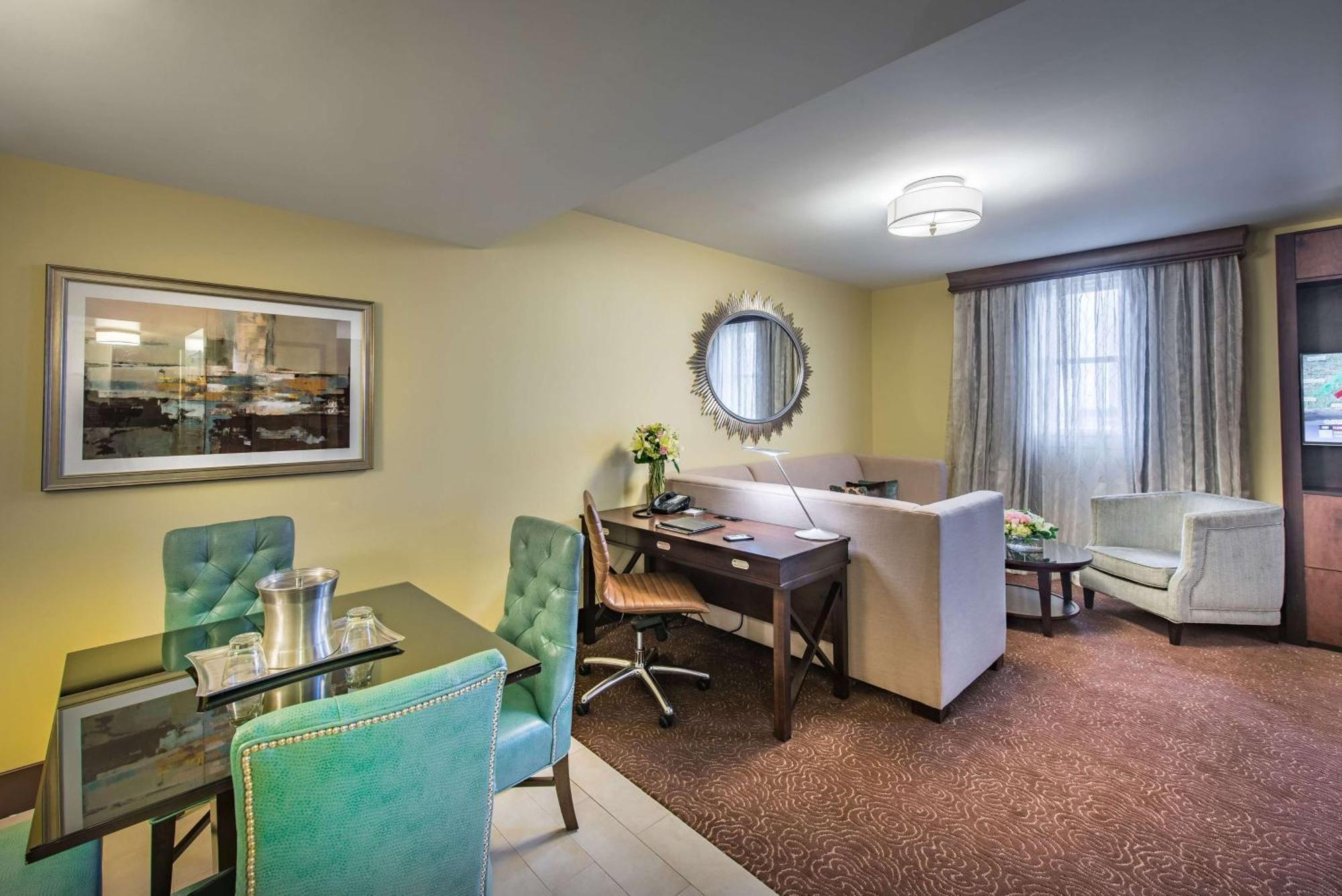 Готель Hilton Baton Rouge Capitol Center Екстер'єр фото